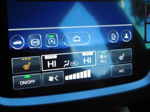 Used 2025 Subaru Forester Premium w/ Convenience Package #1 image 26