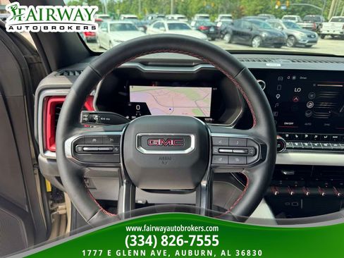 Used 2023 GMC Canyon AT4X AWD/4WD image 18