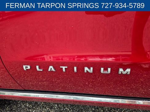 Used 2020 Ford Expedition Platinum RWD image 4