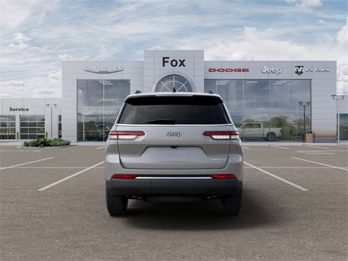 New 2025 Jeep Grand Cherokee L Limited w/ Trailer Tow Package image 7