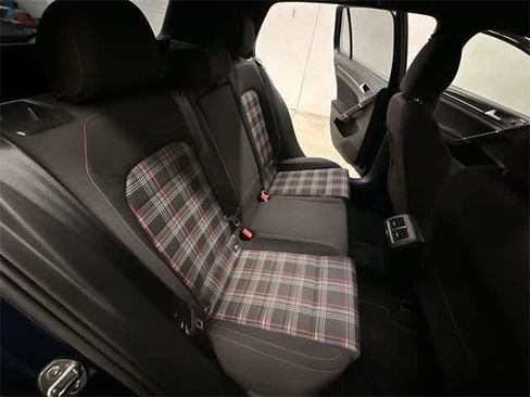 Used 2017 Volkswagen GTI S image 21