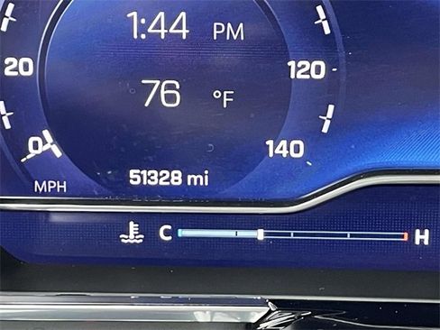 Used 2025 Chevrolet Silverado 2500 ZR2 w/ Technology Package image 29