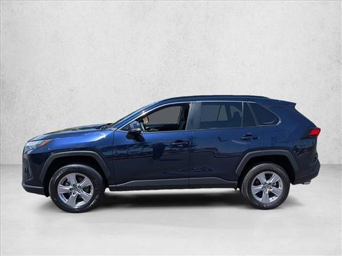 Used 2025 Toyota RAV4 XLE FWD image 9