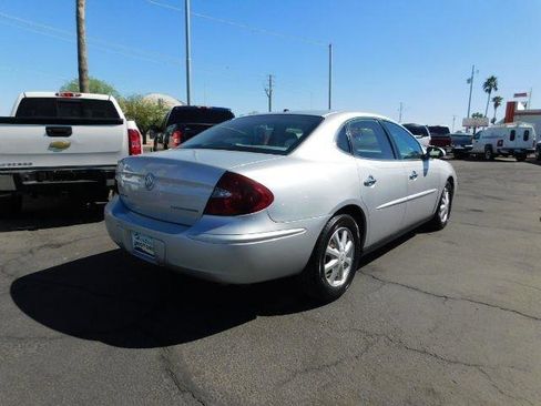 Used 2005 Buick LaCrosse CX w/ Silver Convenience Package image 7