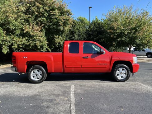 Used 2009 Chevrolet Silverado 1500 LT w/ Power Pack Plus RWD image 10