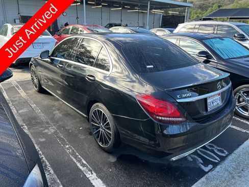 Used 2019 Mercedes-Benz C 300 Sedan image 6