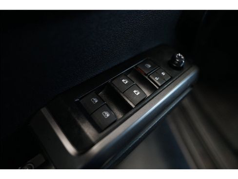 Used 2023 Toyota Tacoma TRD Off-Road w/ Technology Package AWD/4WD image 16