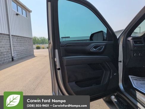Used 2024 Chevrolet Tahoe Z71 w/ Luxury Package AWD/4WD image 10
