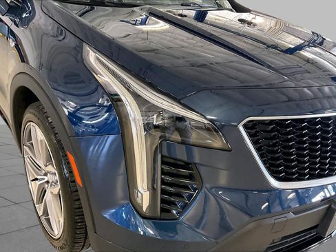 Used 2020 Cadillac XT4 Sport w/ Cold Weather Package FWD image 25