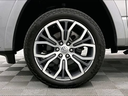 Used 2025 RAM 1500 Tungsten w/ Off-Road Group AWD/4WD image 10
