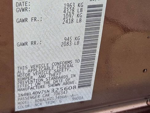 Used 2025 Nissan Altima 2.5 SV FWD image 31