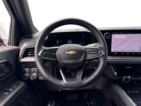 Used 2025 Chevrolet Tahoe LT AWD/4WD image 12