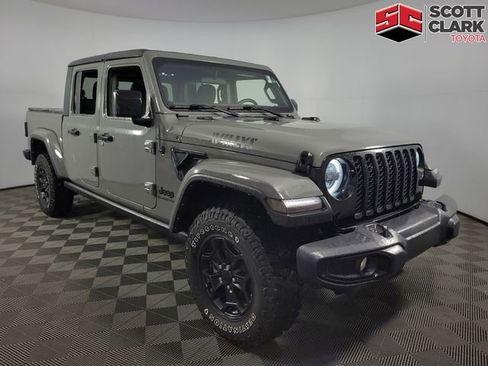 Used 2021 Jeep Gladiator Sport AWD/4WD image 1