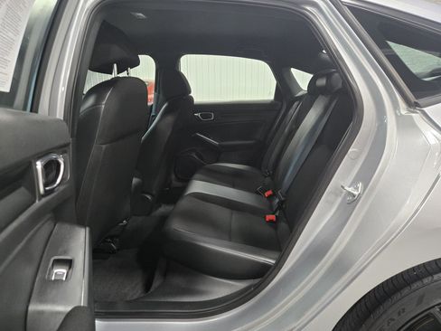 Used 2022 Honda Civic Sport image 9