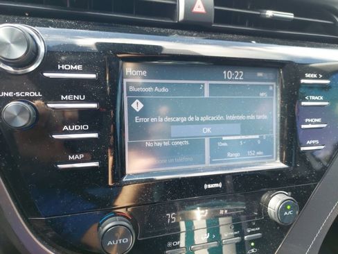 Used 2020 Toyota Camry SE image 7