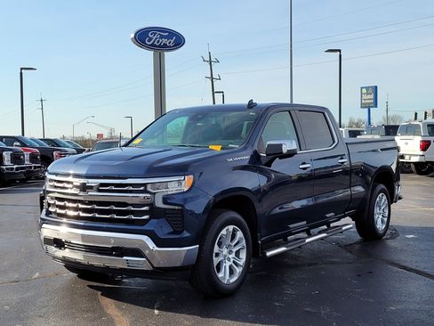 Used 2022 Chevrolet Silverado 1500 LTZ w/ LTZ Convenience Package II image 8