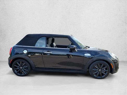 Used 2020 MINI Cooper S image 4