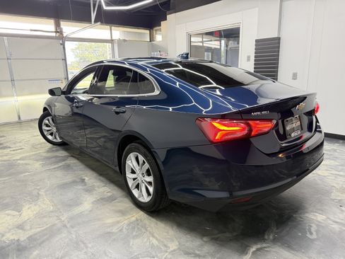 Used 2019 Chevrolet Malibu LT w/ LT Plus Package FWD image 3
