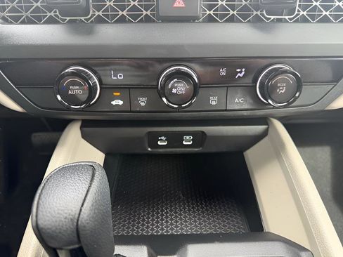 Certified 2024 Honda Accord LX image 29