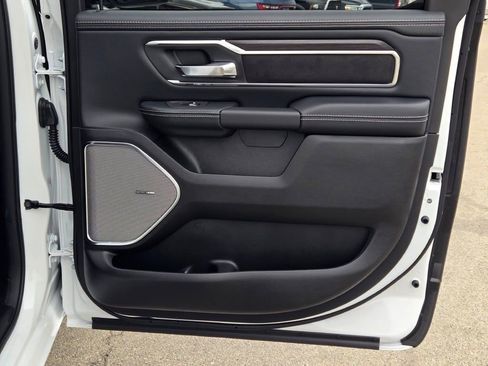 New 2026 RAM 1500 Laramie image 8