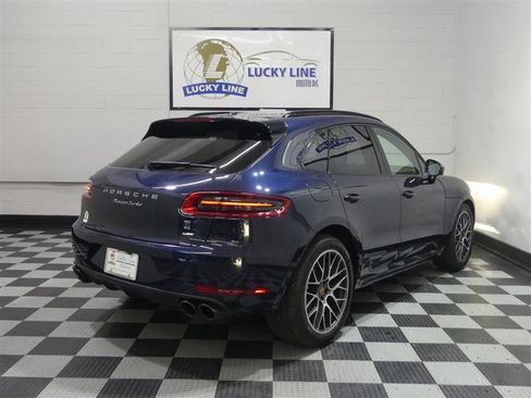 Used 2017 Porsche Macan Turbo AWD/4WD image 10