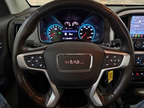 Used 2020 GMC Canyon SLT w/ Driver Alert Package AWD/4WD image 11