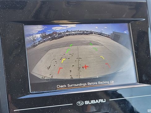 Used 2024 Subaru Forester Premium image 33