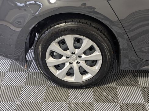 Certified 2025 Toyota Corolla LE image 9