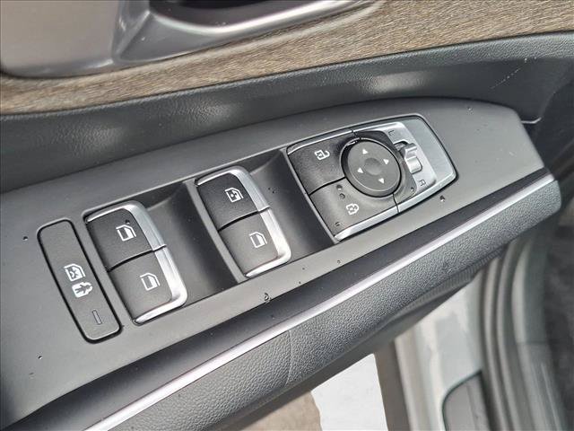 Used 2023 Kia Sorento EX w/ Panoramic Sunroof Package FWD image 12