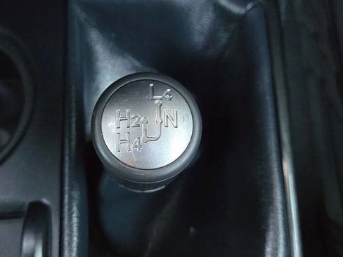 Used 2015 Toyota 4Runner Trail Premium AWD/4WD image 30