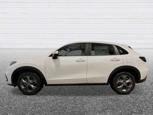 New 2026 Honda HR-V LX image 2