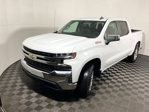 Used 2021 Chevrolet Silverado 1500 LT w/ Z71 Off-Road Package image 8