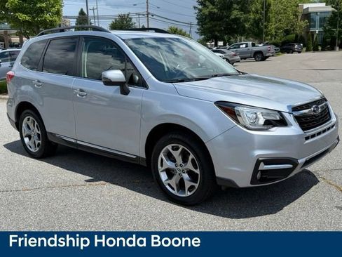 Used 2018 Subaru Forester 2.5i Touring w/ Popular Package #2 AWD/4WD image 3