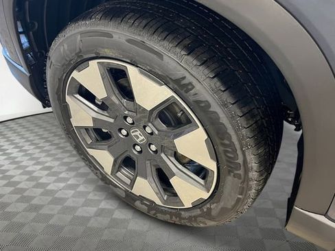 New 2026 Honda Pilot Touring image 11