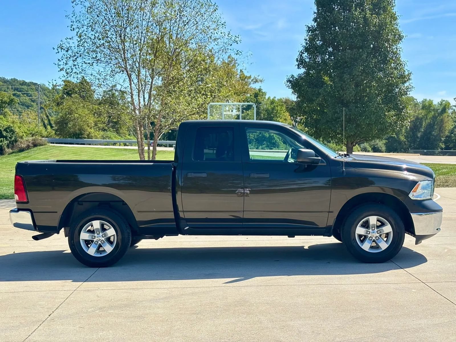 Used 2014 RAM 1500 Tradesman w/ Popular Equipment Group AWD/4WD image 4