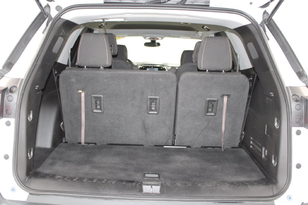 Used 2018 Chevrolet Traverse LT FWD image 28