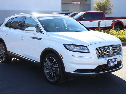 Certified 2022 Lincoln Nautilus Reserve w/ Equipment Group 201A AWD/4WD image 8