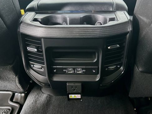 Used 2022 RAM 2500 Limited w/ Towing Technology Group AWD/4WD image 22