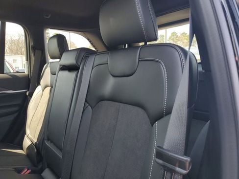 New 2026 Jeep Grand Cherokee Altitude AWD/4WD image 14