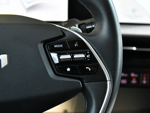 Used 2024 Kia EV6 Light image 35