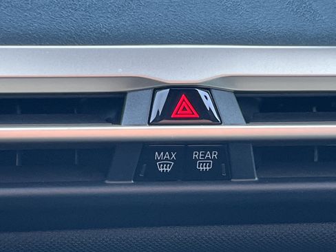 New 2026 BMW iX xDrive45 image 6