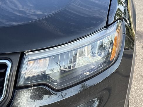 Certified 2024 Jeep Compass Sport AWD/4WD image 11
