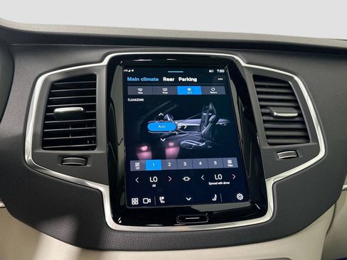 New 2025 Volvo XC90 T8 Core w/ Protection Package Premier image 13