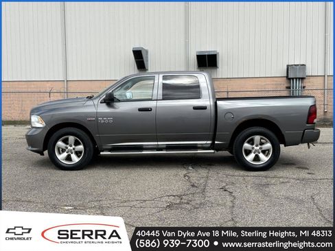 Used 2013 RAM 1500 Express image 2
