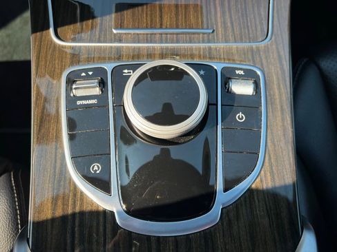 Used 2018 Mercedes-Benz C 300 Sedan image 54