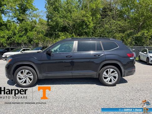 Used 2022 Volkswagen Atlas SE image 2
