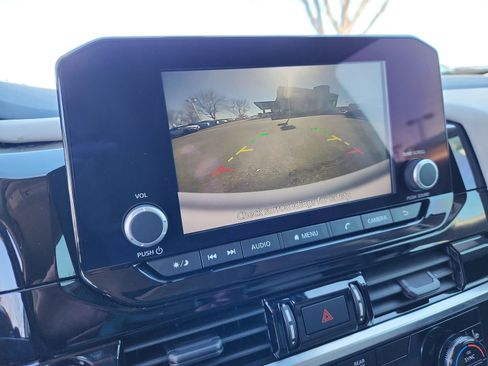 Used 2023 Nissan Pathfinder SV w/ Cargo Package image 24