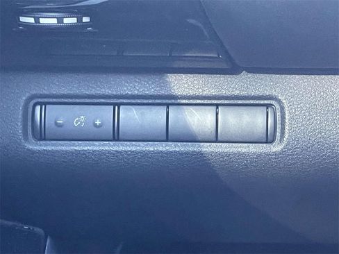 Used 2022 Nissan Pathfinder S w/ Cargo Package image 18