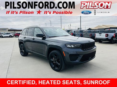 Used 2023 Jeep Grand Cherokee Altitude image 1