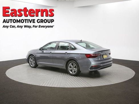 Used 2024 Volkswagen Jetta SE image 60